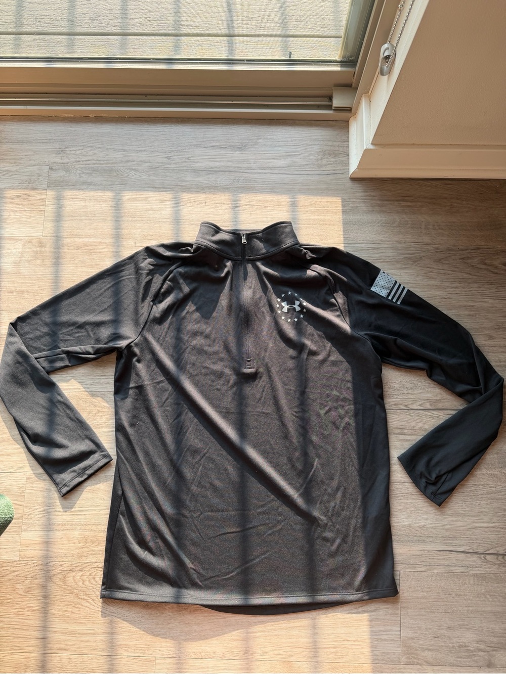 Men’s Under Armour Freedom Quarter Zip - Black - Size Medium